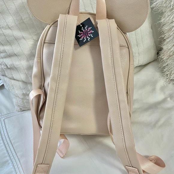 Mini Ear Backpack. - Picture 3 of 3